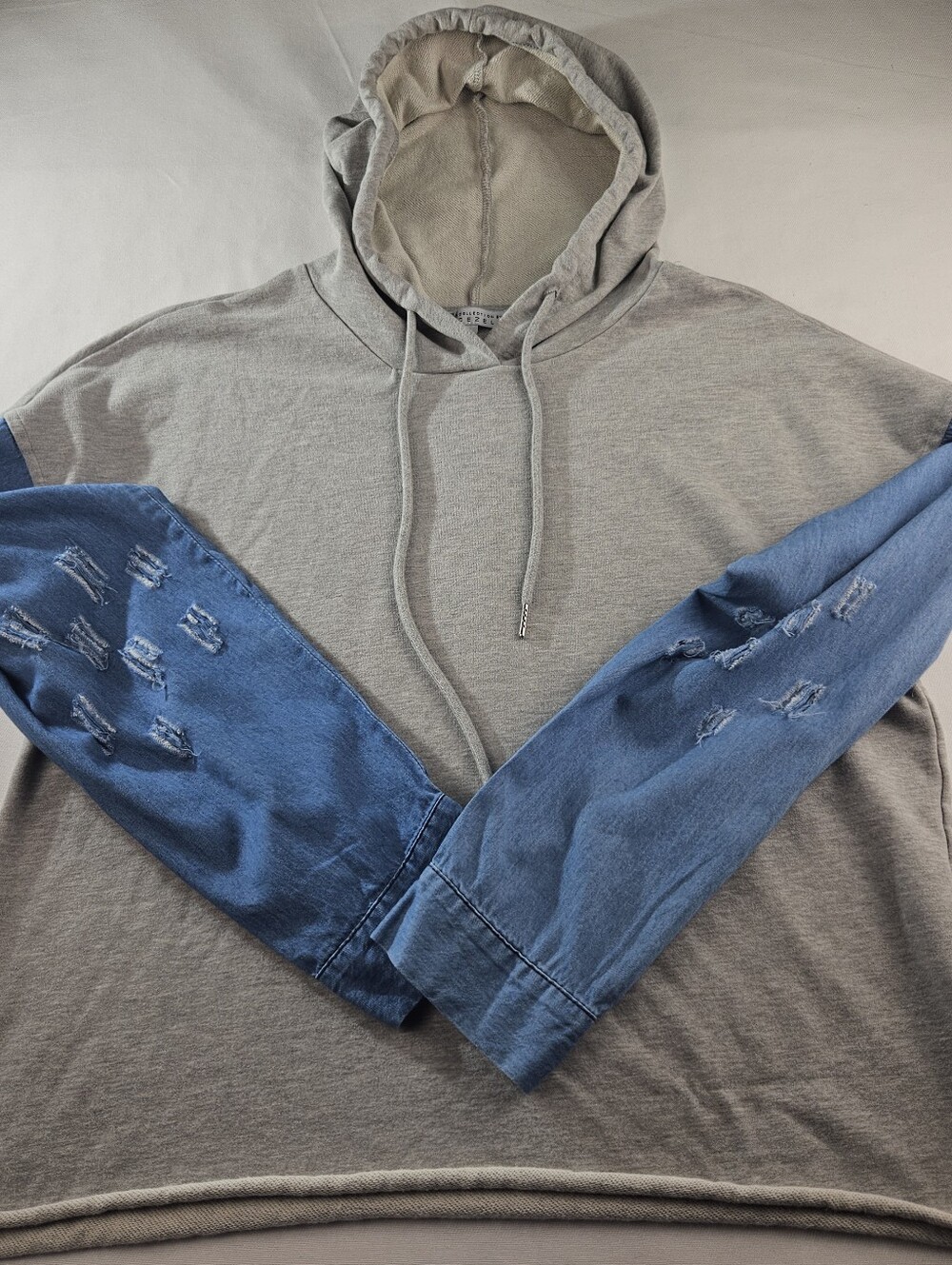 Collection by Cezele Denim Sleeve Distressed Cropped Gray Hoodie Size Large